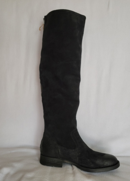 Born Women's Black Suede Borman boots size 6 - Picture 11 of 13